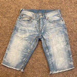 Mens size 32 True Religion jean shorts